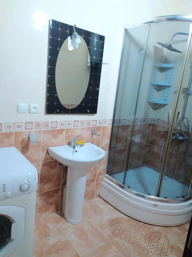 Apartment On 26 May Str Batum Dış mekan fotoğraf